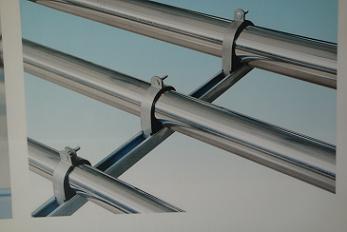 绝缘防震管卡卡管型式